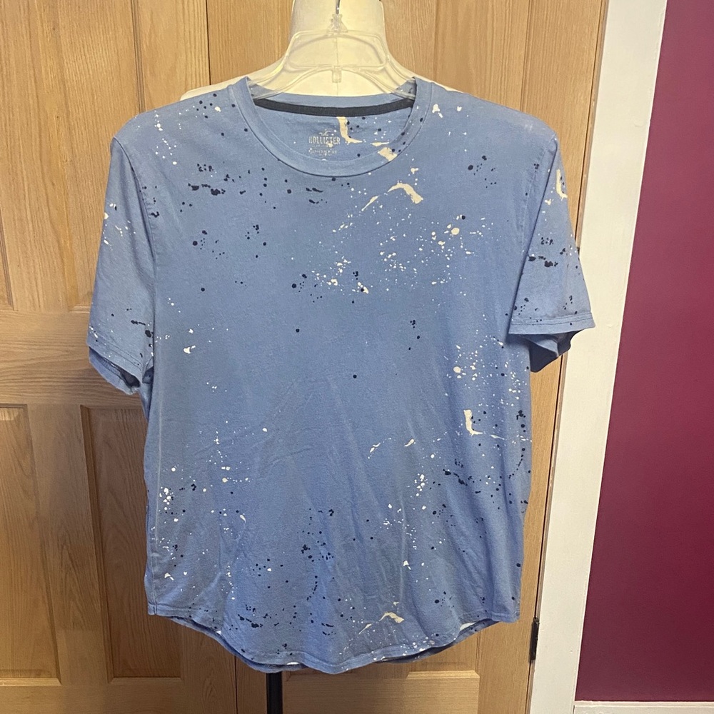 Hollister Blue and White Splatter Tee